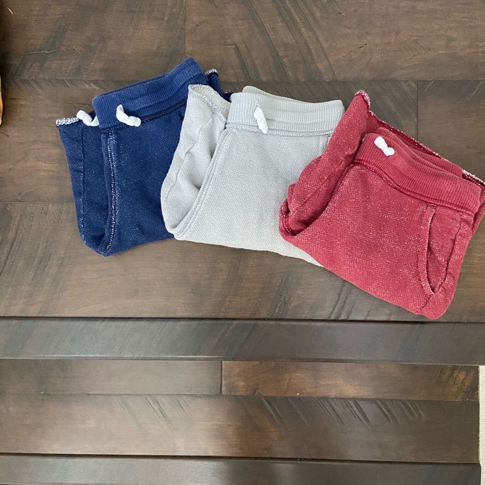 Set of three: lounge shorts